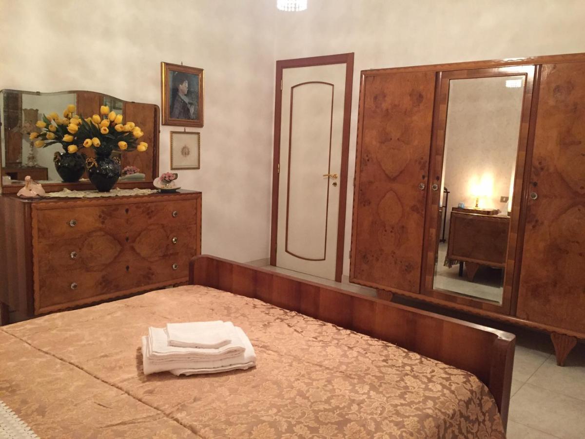B&B Donna Porzia Trani Exterior foto